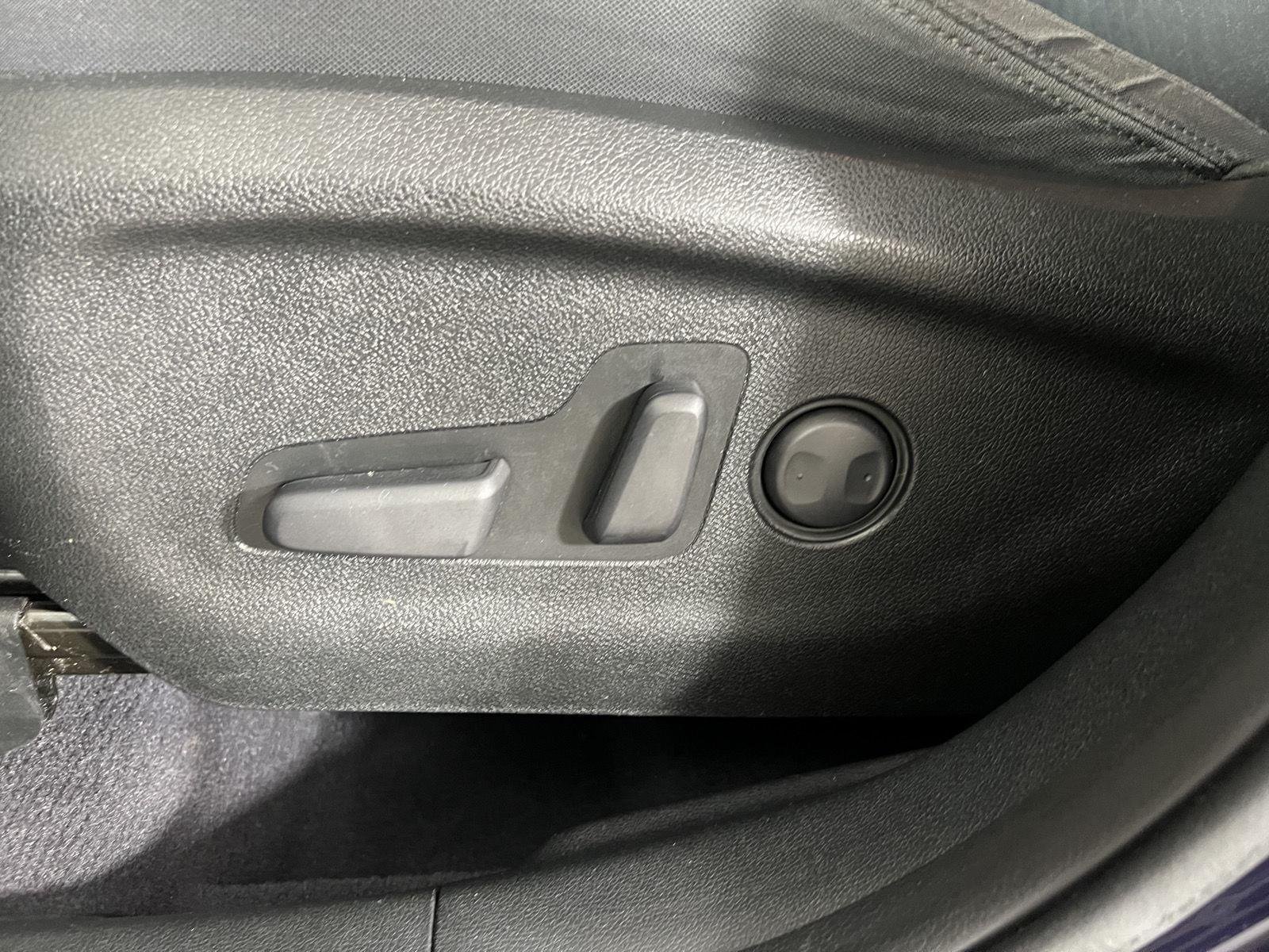 Used 2019 Imperial Blue Kia S V6 image 34