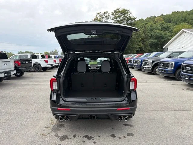 New 2026 Agate Black Metallic Ford ST image 46