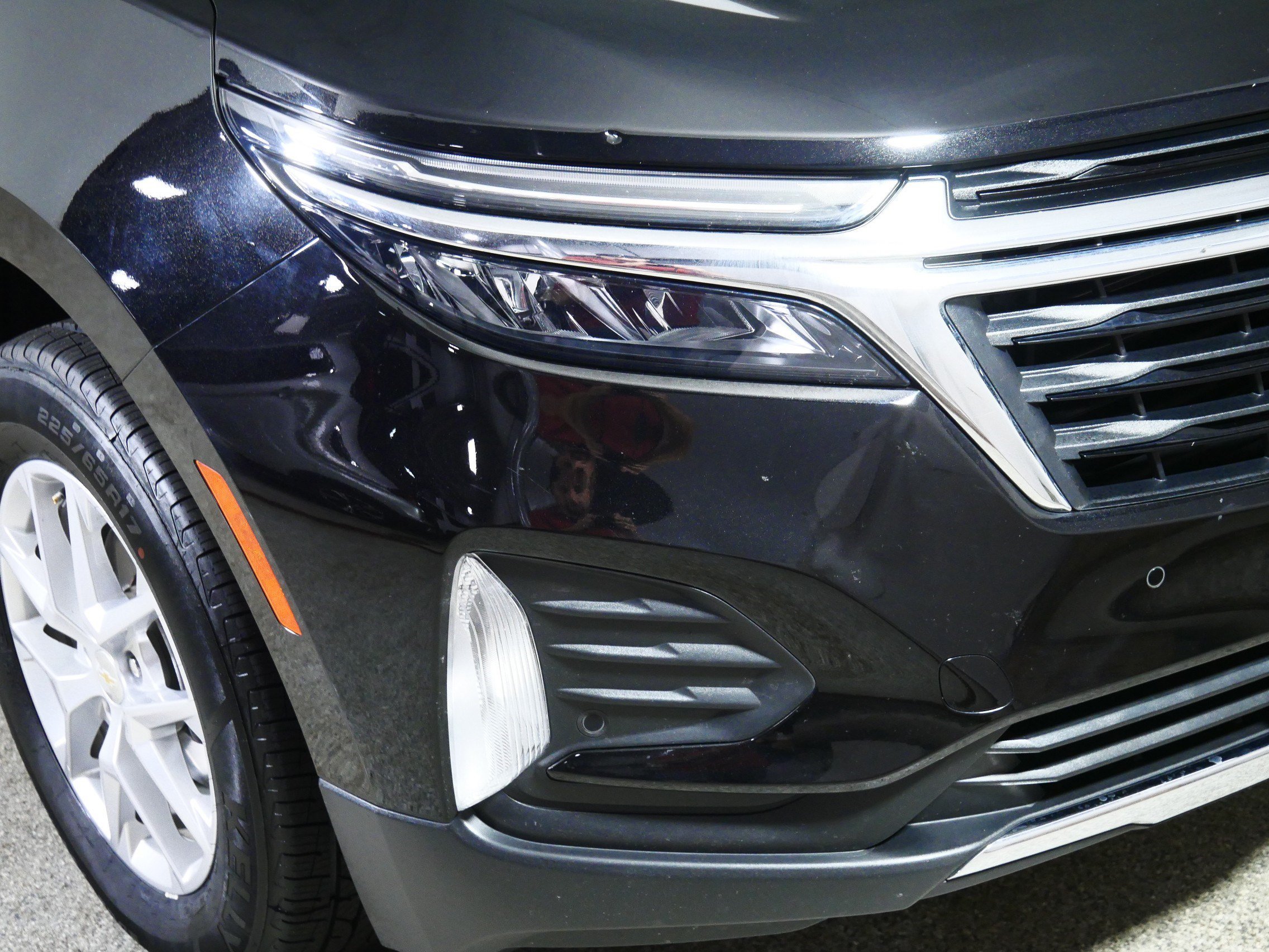 Used 2023 Mosaic Black Metallic Chevrolet LT image 16