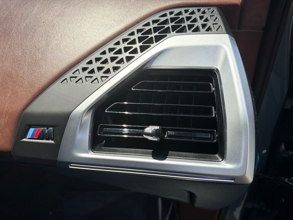 Used 2023 Green BMW Base image 18