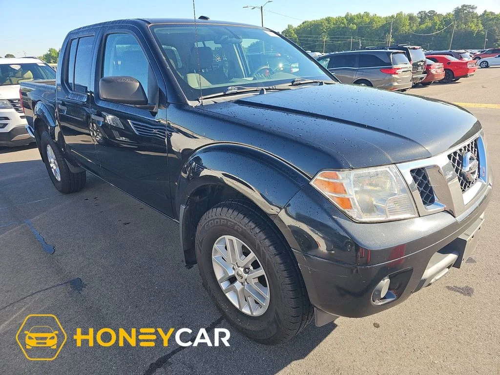 2017 Nissan Frontier 4.0 SV Crew Cab 4X4 AT SWB's photo