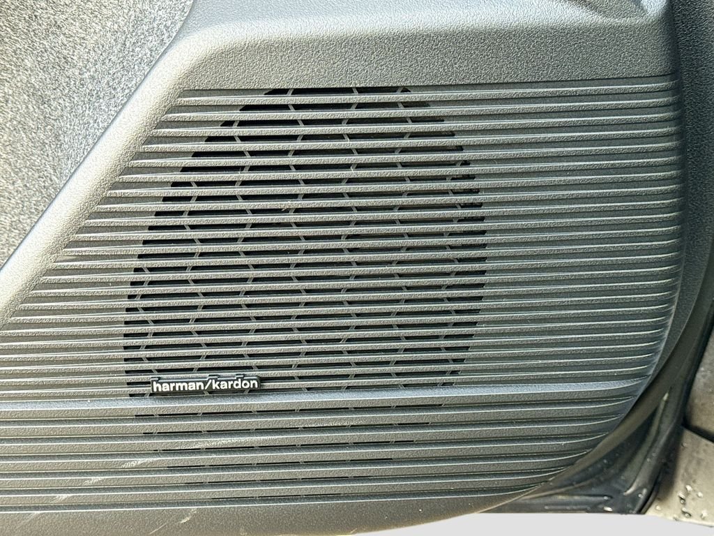 2026 Subaru Outback Limited - Photo 22