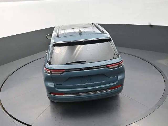 New 2026 Steel Blue Exterior Paint Jeep Limited Reserve image 15
