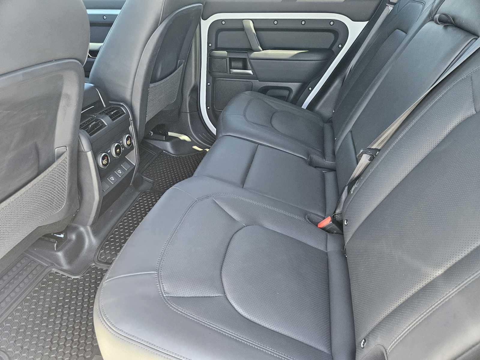 Certified Used 2025 Fuji White Land Rover S image 29
