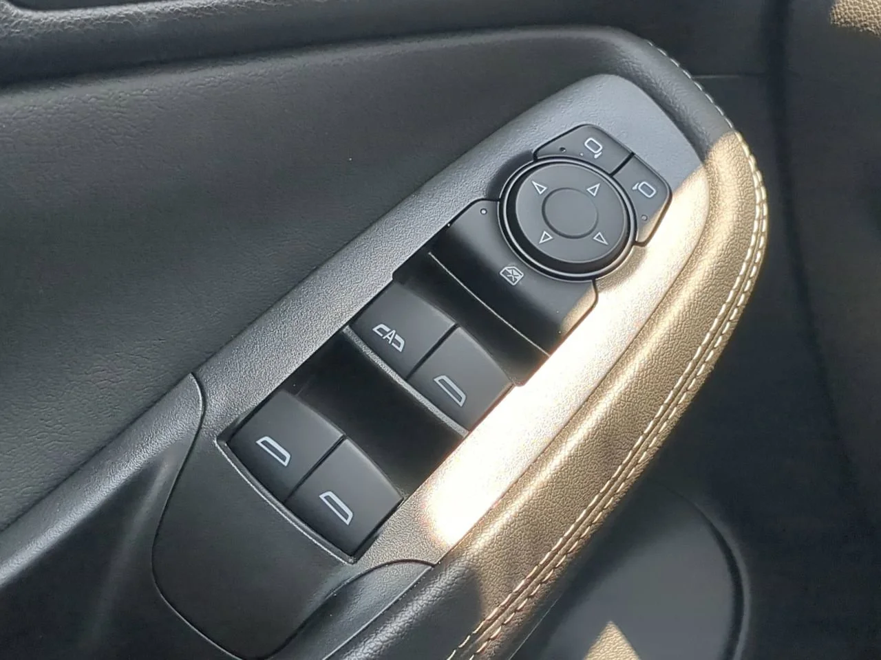 2025 Buick Encore GX Preferred - Photo 21