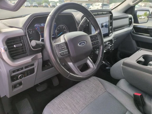 Used 2022 Red Ford XLT image 15