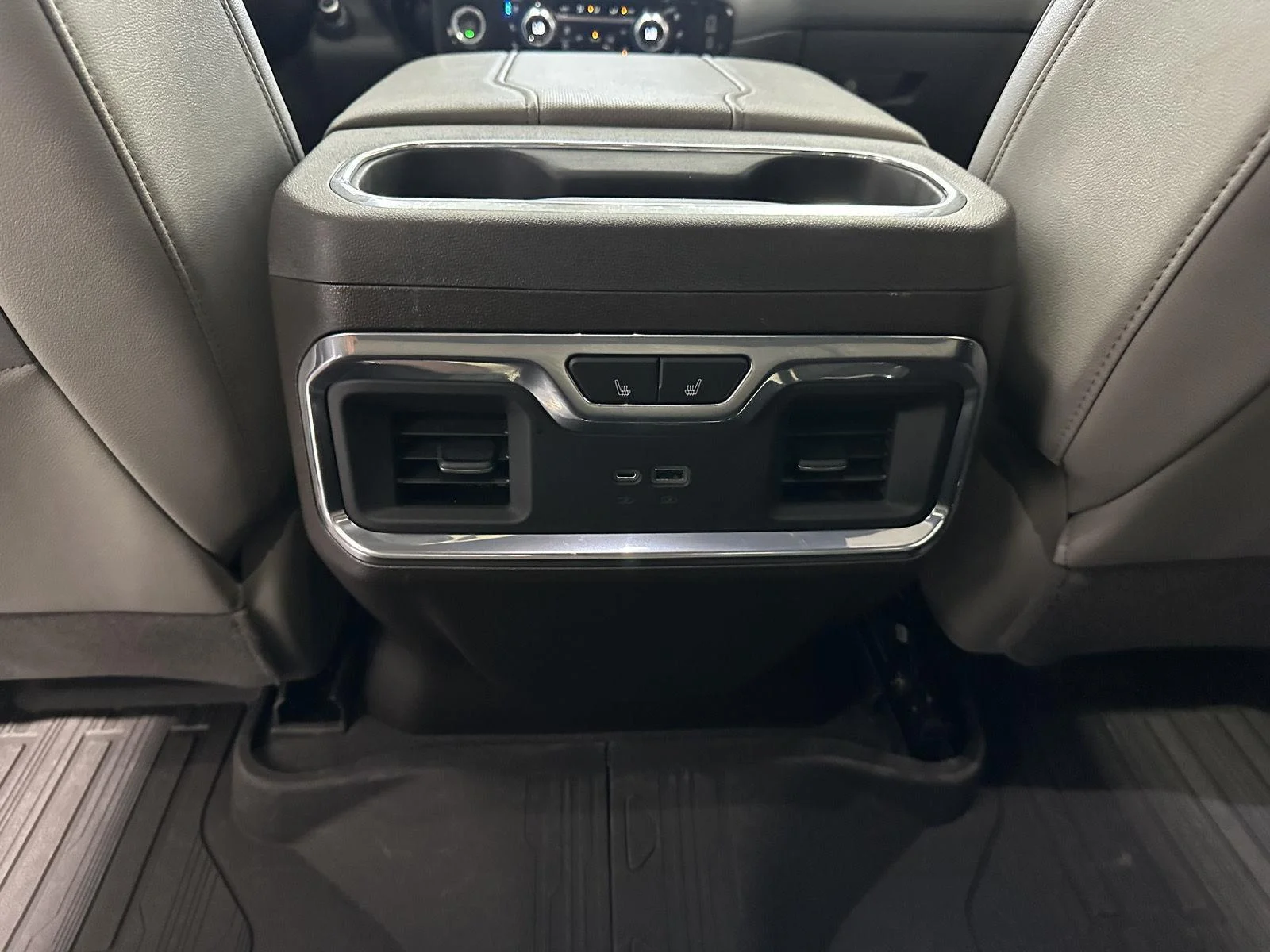 Used 2023 WHITE FROST TRICOAT GMC SLT image 20