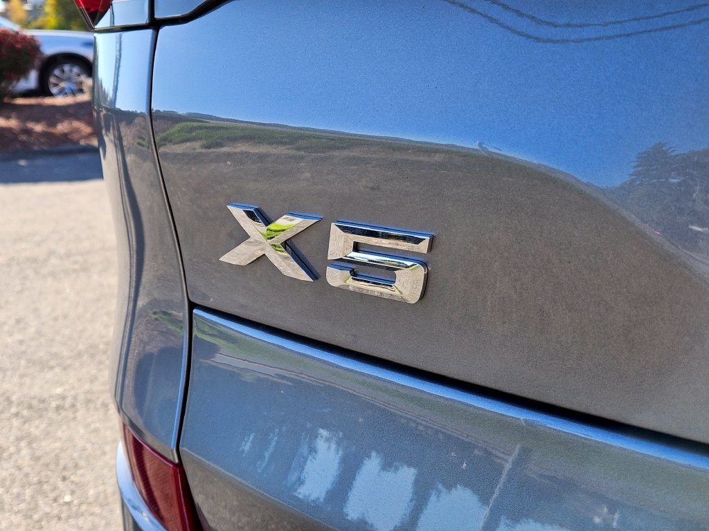 Certified Used 2026 Skyscraper Grey Metallic BMW xDrive50e image 11