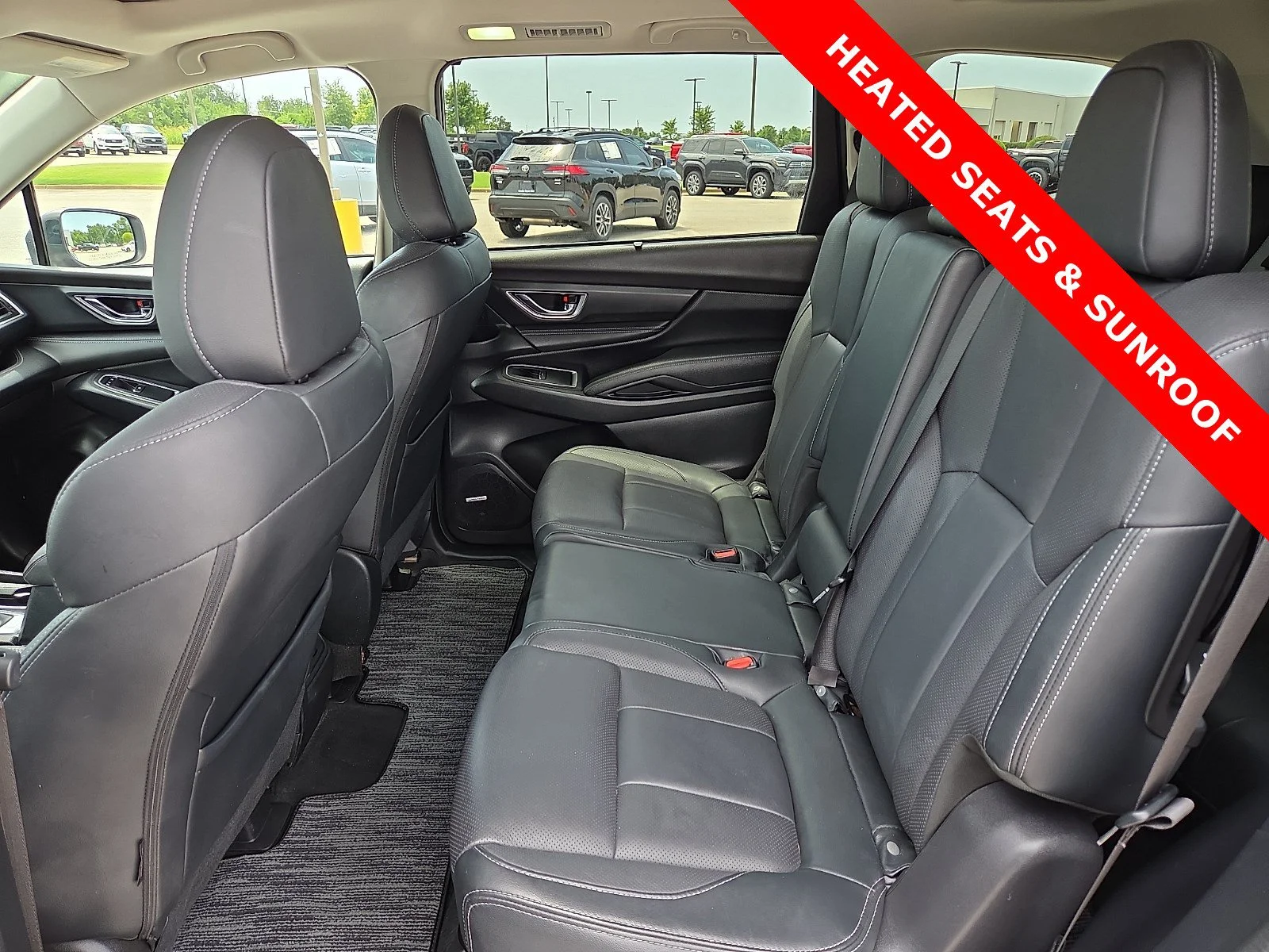 Used 2023 Ice Silver Metallic Subaru Limited image 11