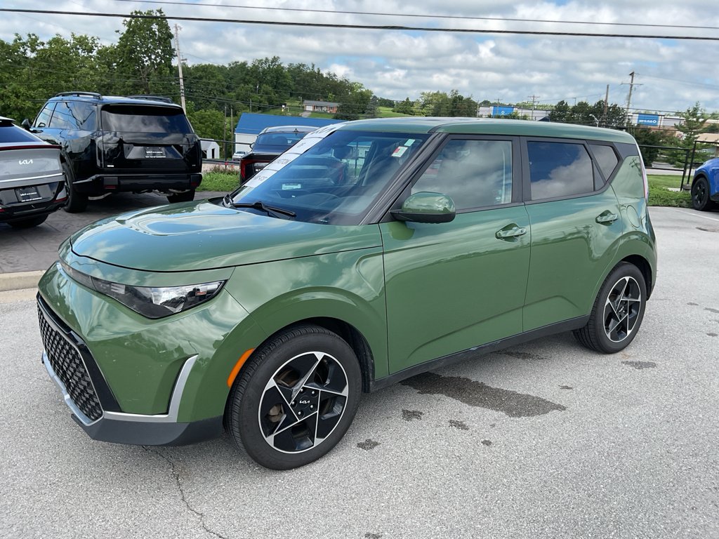 Used 2023 Undercover Green Kia EX image 4