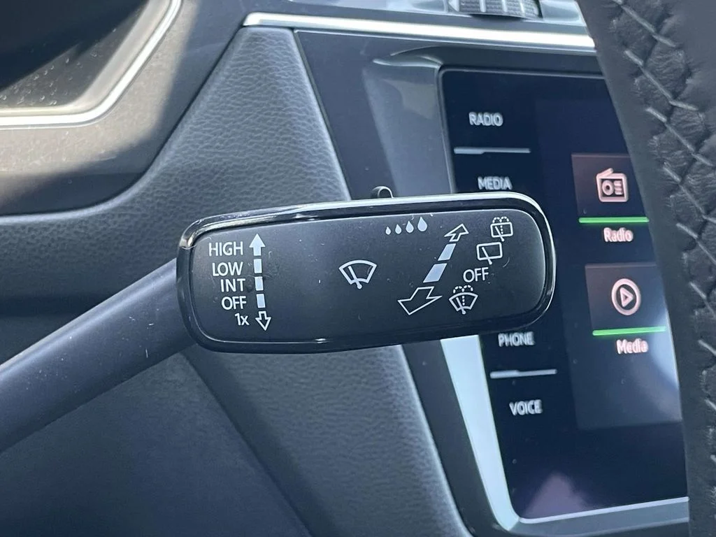 2022 Volkswagen Tiguan SE R-LINE BLACK - Photo 12