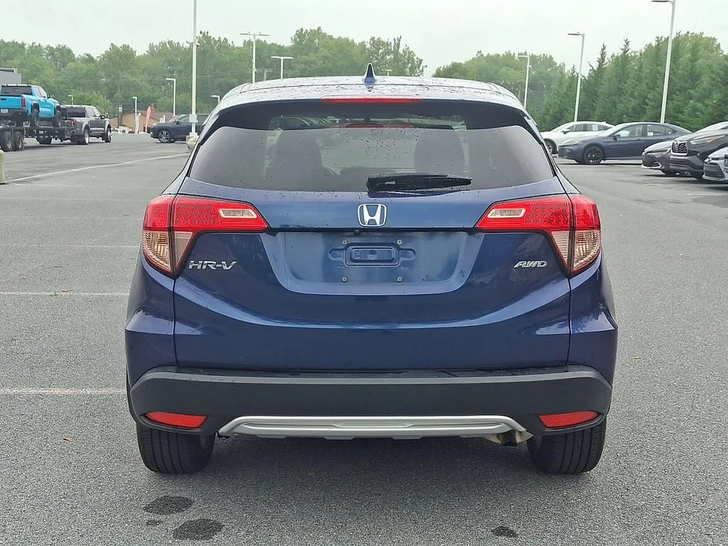 Used 2016  Honda EX image 5