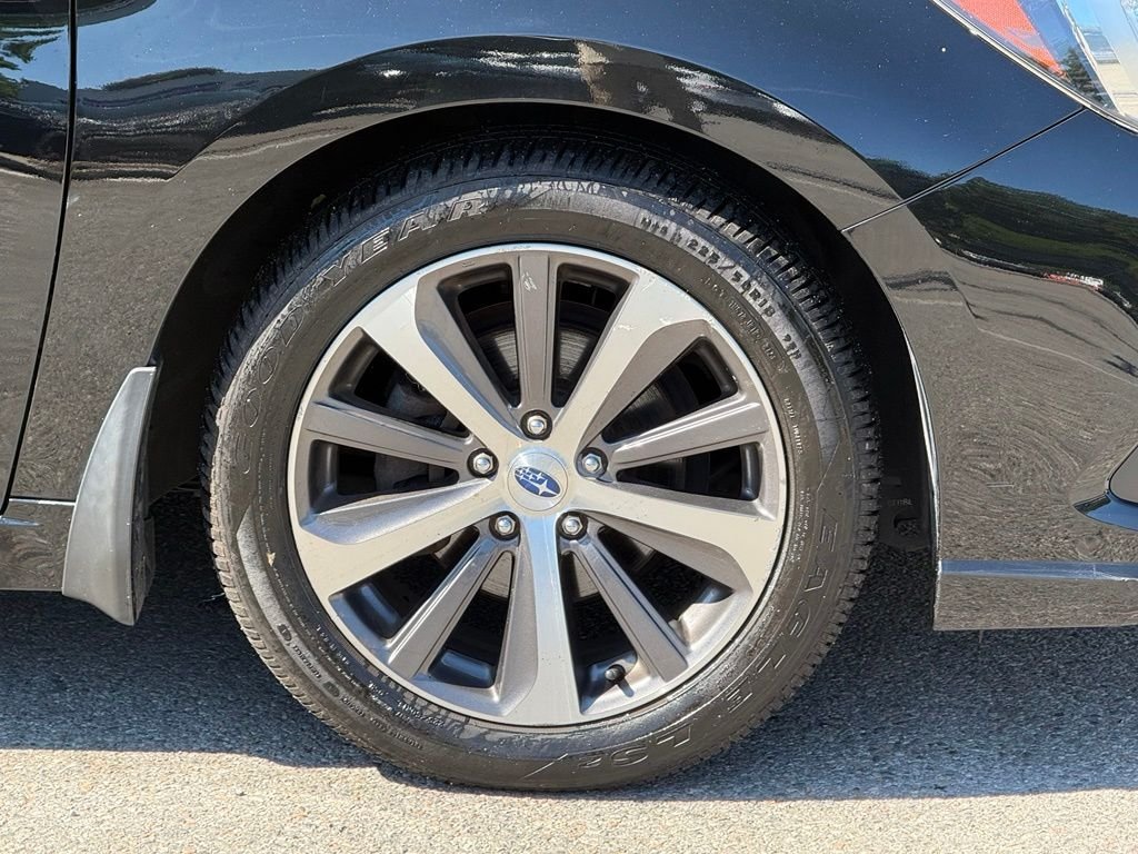 Used 2019 Black Subaru 2.5i image 11