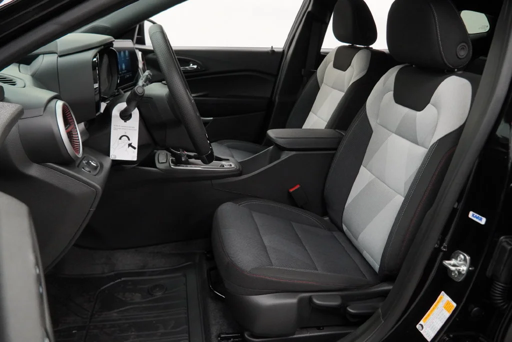 New 2026 Mosaic Black Metallic Chevrolet 1RS image 4