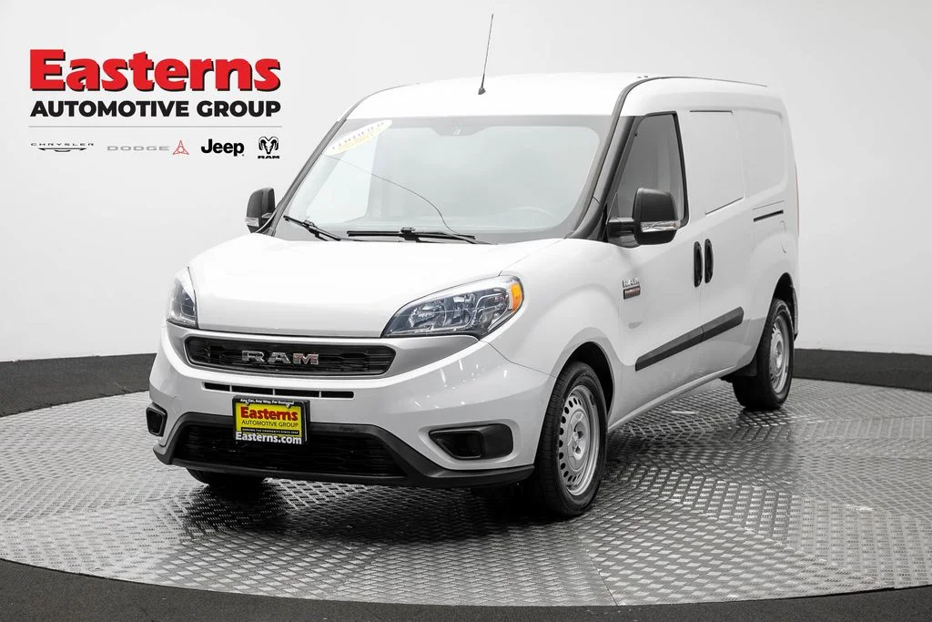 Used 2022 White Ram Base image 1