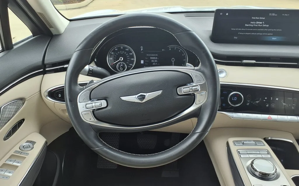 Used 2024 White Genesis 2.5T image 21