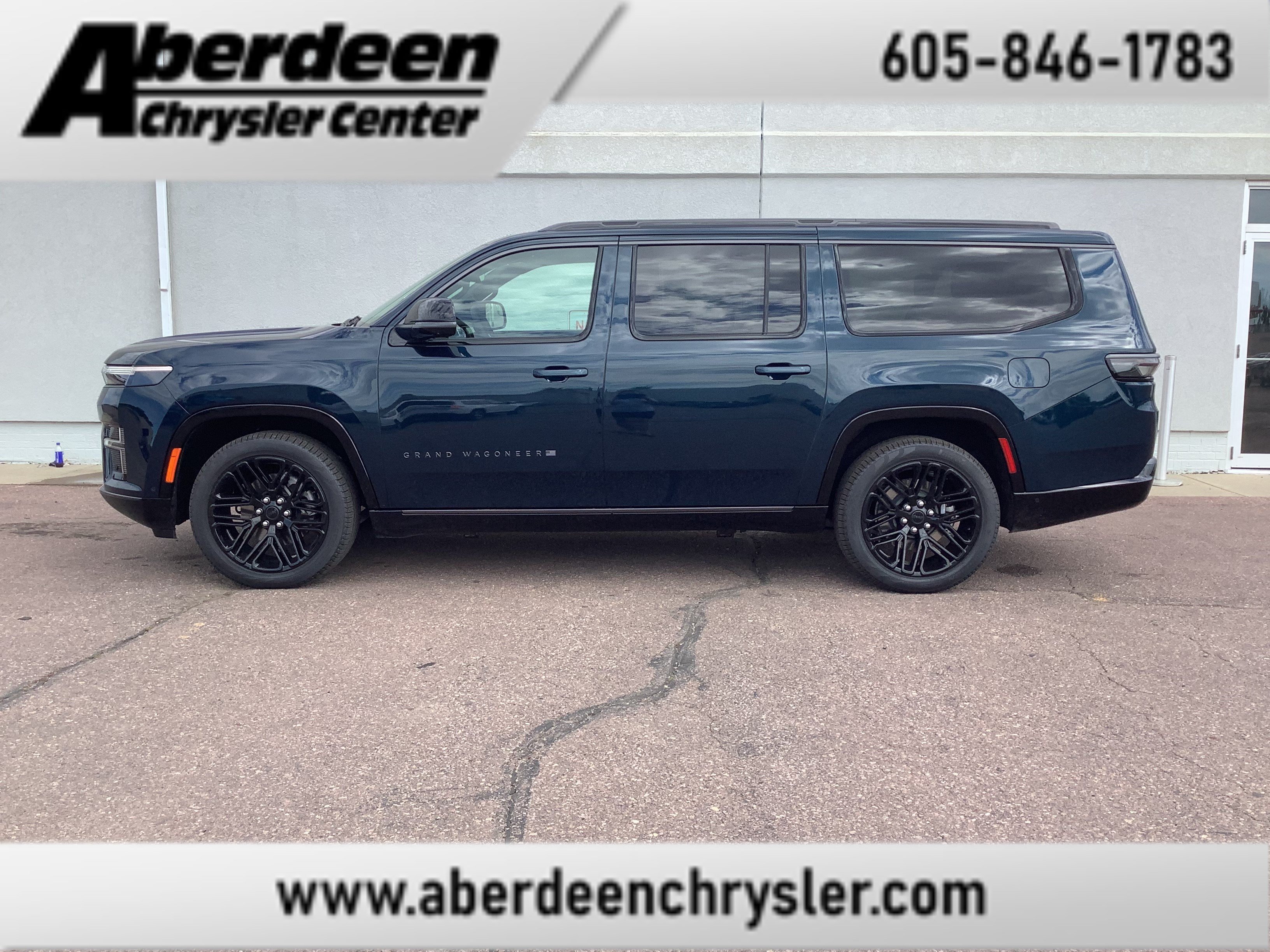 New 2026 Fathom Blue Pearl-Coat Exterior Paint (Late Availability) Jeep Limited Reserve image 1