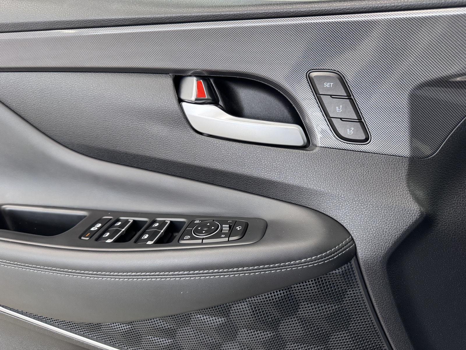 2021 Hyundai Santa Fe Limited - Photo 29