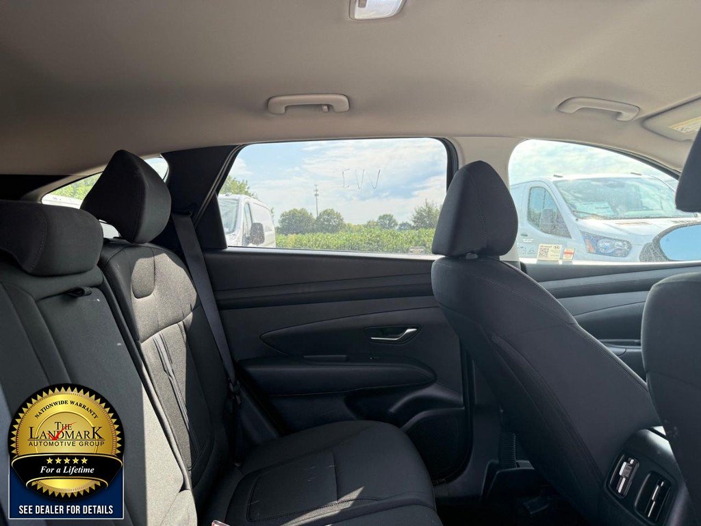 Used 2025 Ultimate Red Hyundai SEL FWD image 15