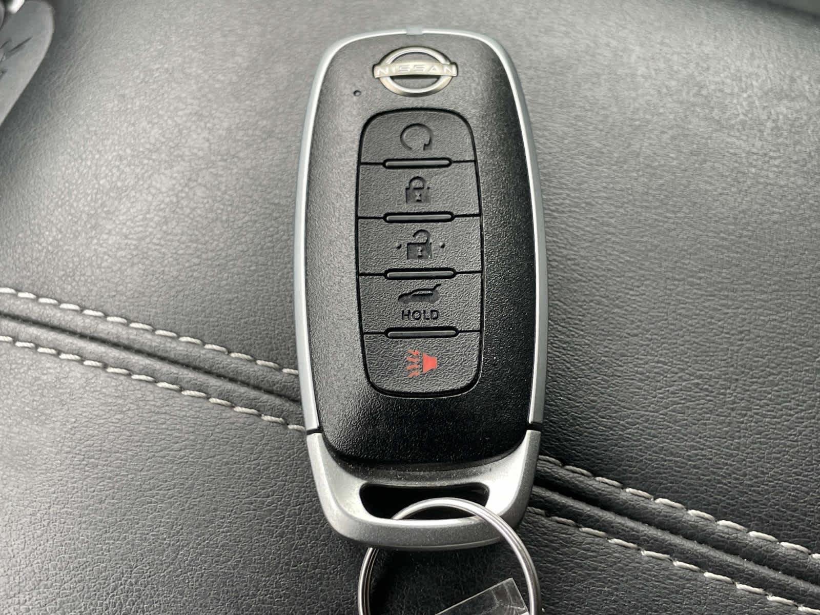 Certified Used 2024 Pearl White Tricoat Nissan SL image 4