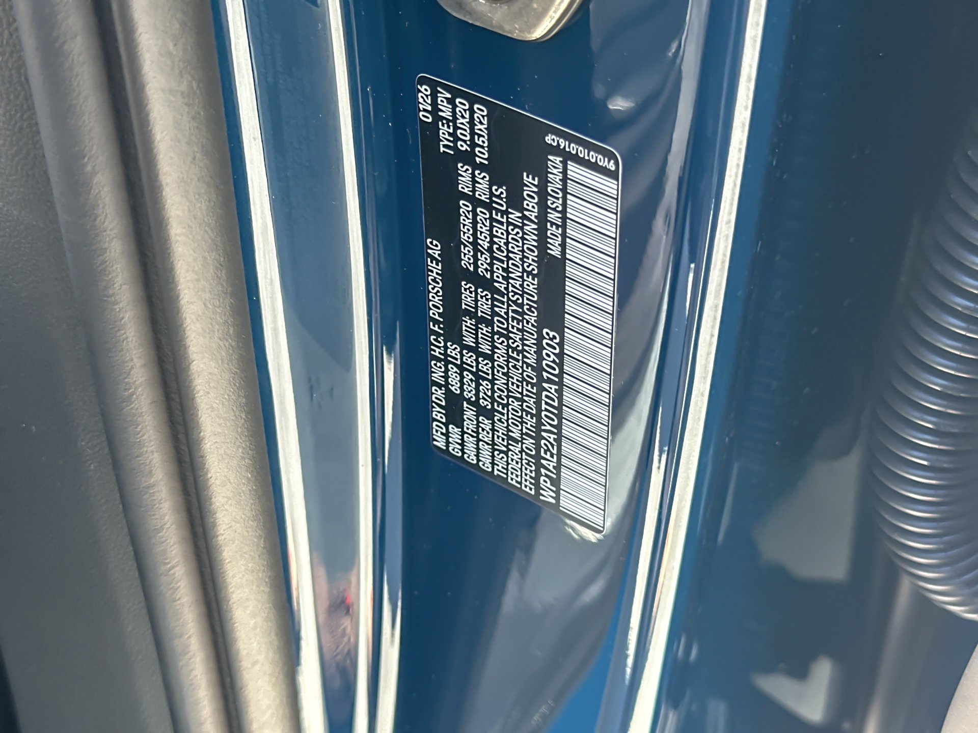 New 2026 Montego Blue Metallic Porsche E-Hybrid image 30
