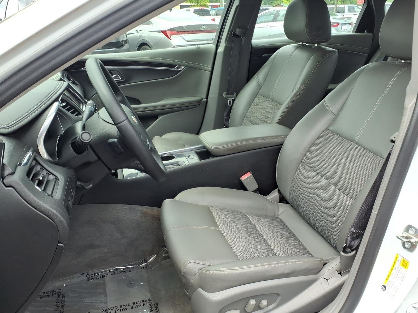 Used 2016 Summit White Chevrolet LT image 16