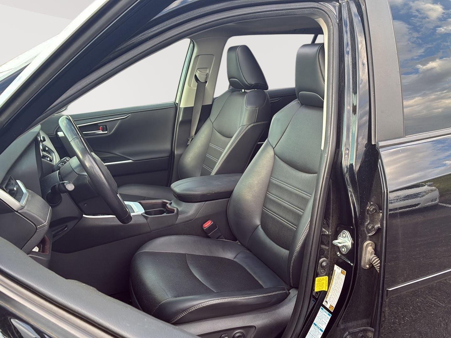Used 2020 Midnight Black Metallic Toyota Limited image 3