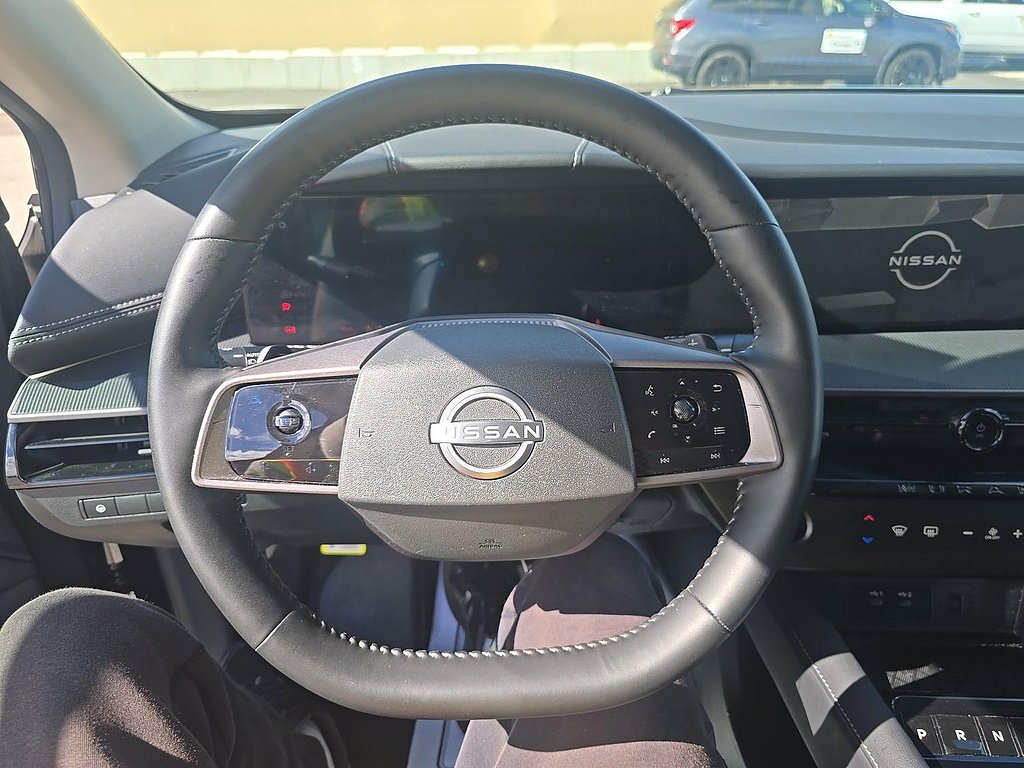 Used 2025 Super Black Nissan SV image 25