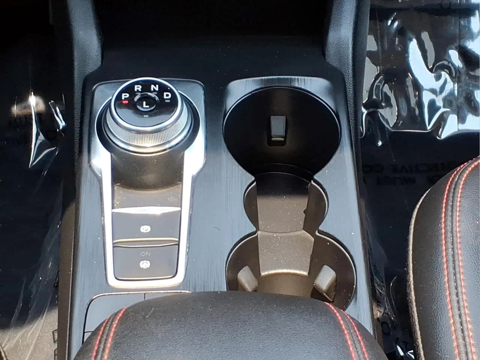 Used 2022 Agate Black Metallic Ford SEL image 26