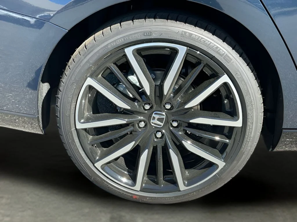 Used 2026  Honda Touring image 37