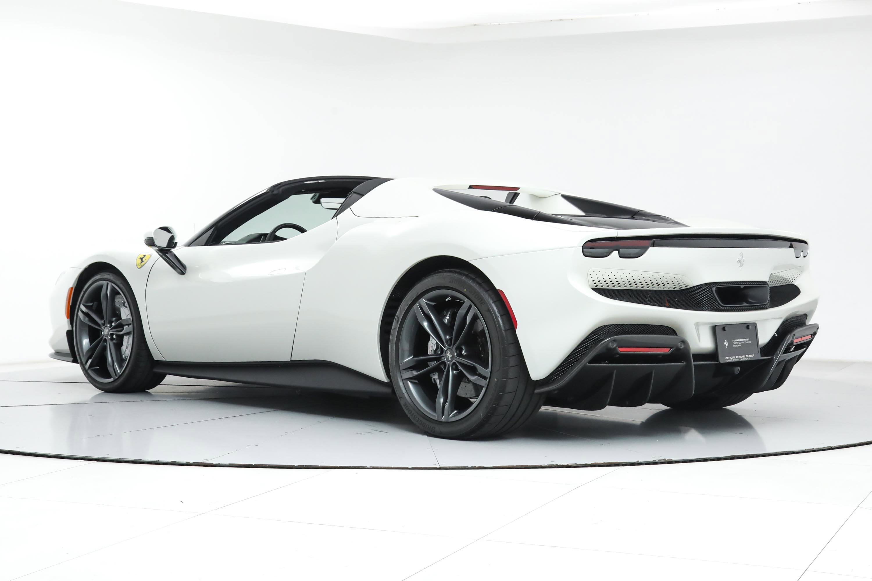 Used 2025 White Ferrari  image 27