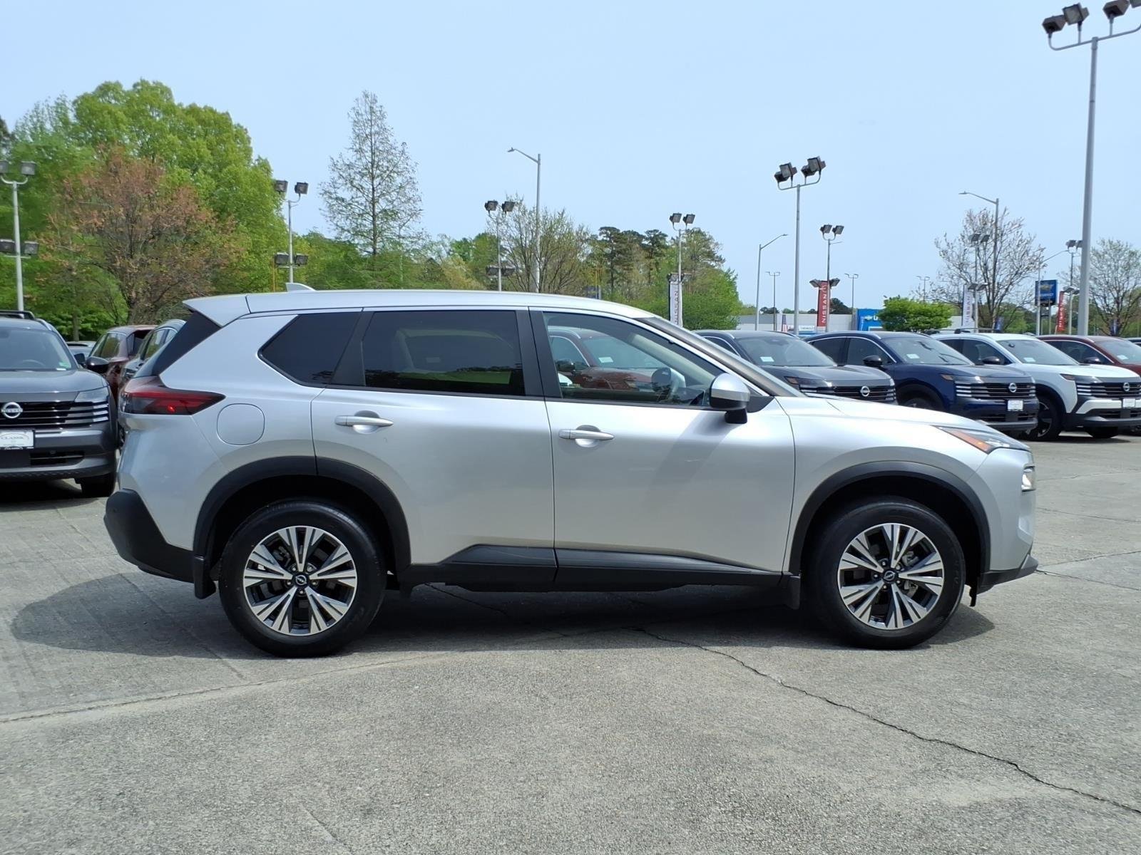 Used 2023 Brilliant Silver Metallic Nissan SV image 6