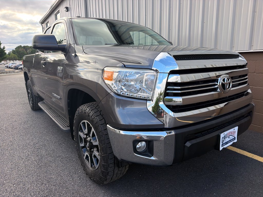 2017 Toyota Tundra SR5