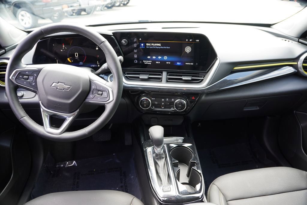 2025 Chevrolet Trax Activ - Photo 18