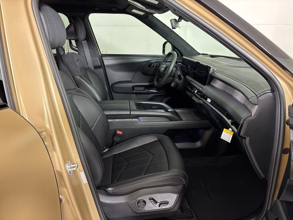 New 2027 Terrain Brown Matte Kia X-Line SX Prestige image 17