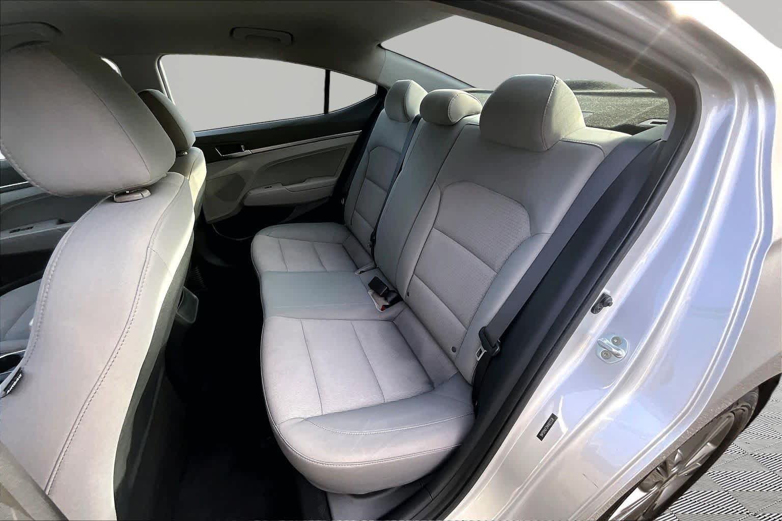 Used 2017 Symphony Silver Hyundai SE image 21