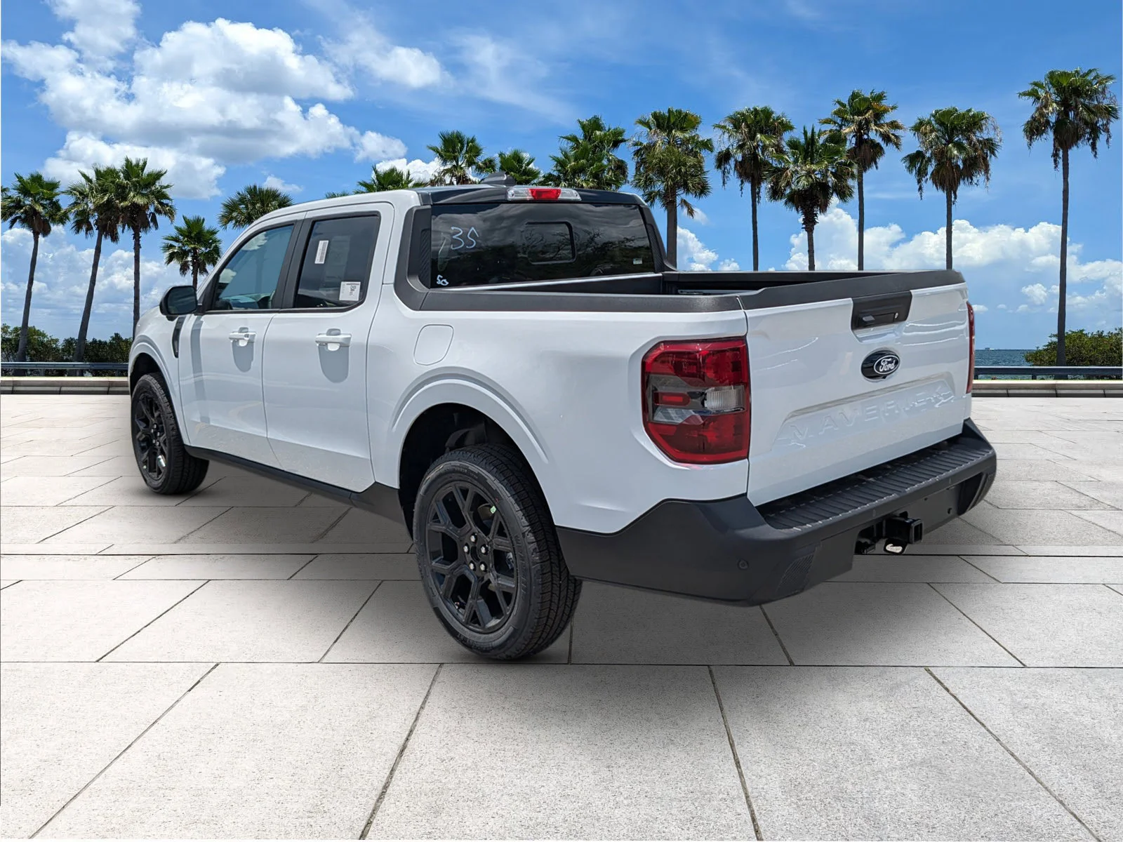 New 2026 Oxford White Ford Lariat® image 5