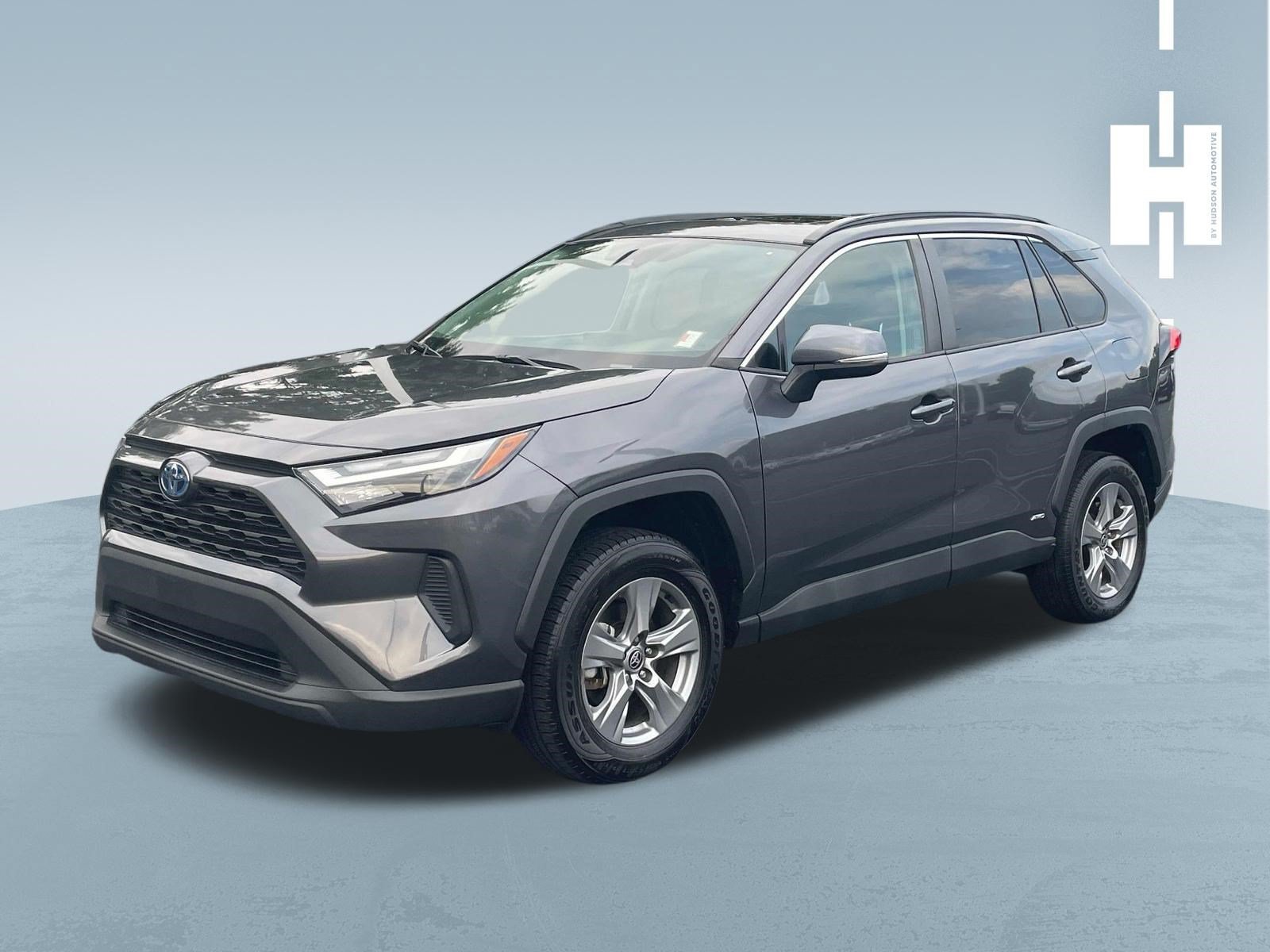 Used 2022 Magnetic Gray Metallic Toyota Hybrid XLE image 3