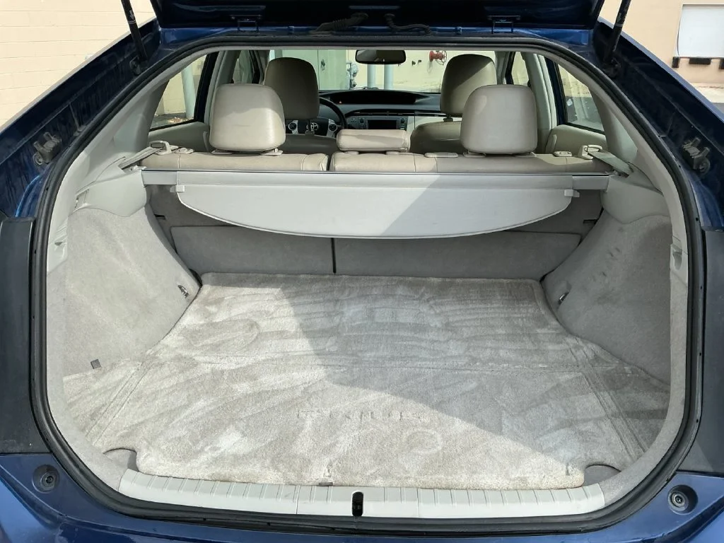 Used 2010 Blue Toyota IV image 29