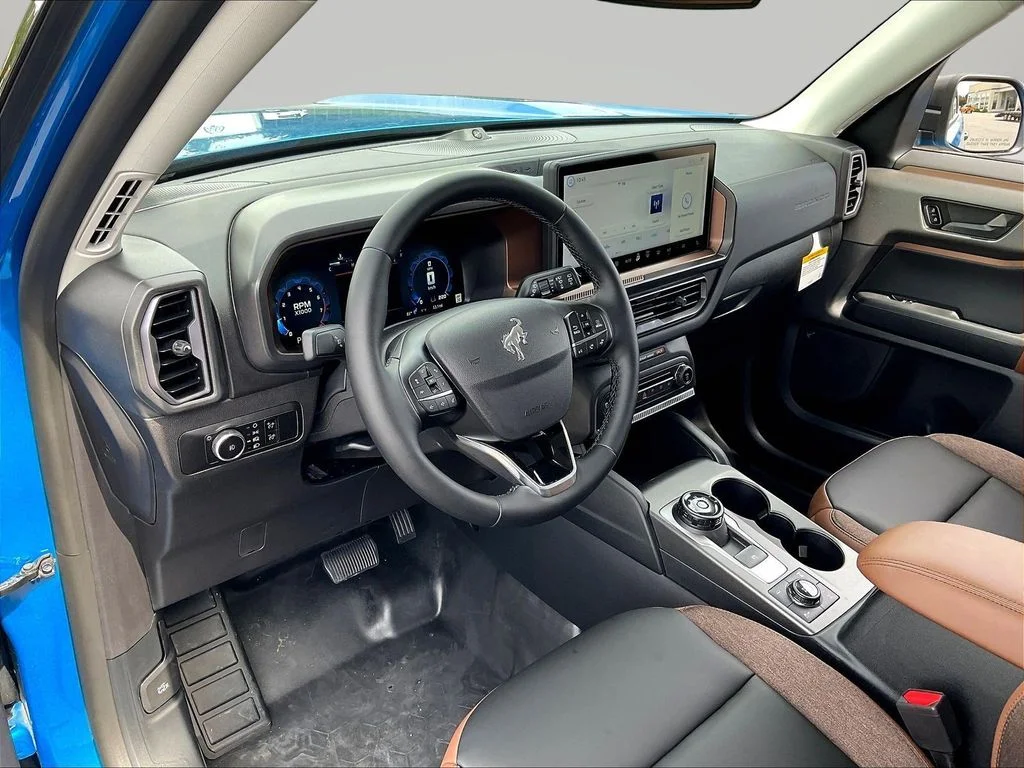 New 2026 Velocity Blue Metallic Ford Outer Banks® image 7