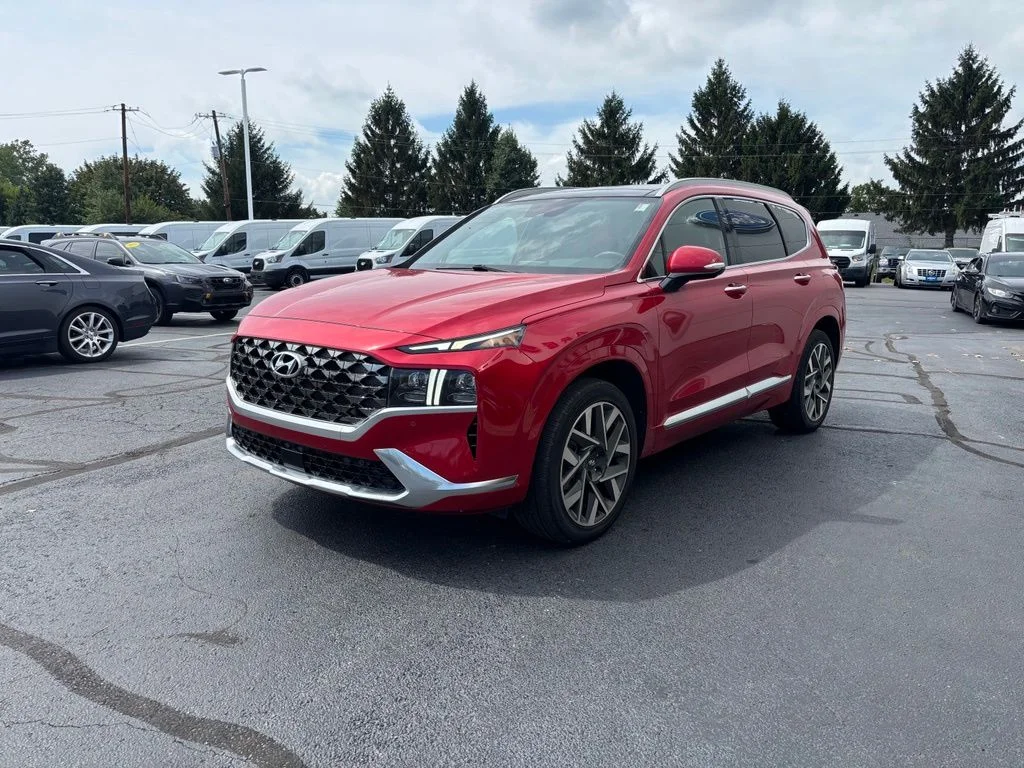 Used 2023 Red Hyundai Calligraphy image 2
