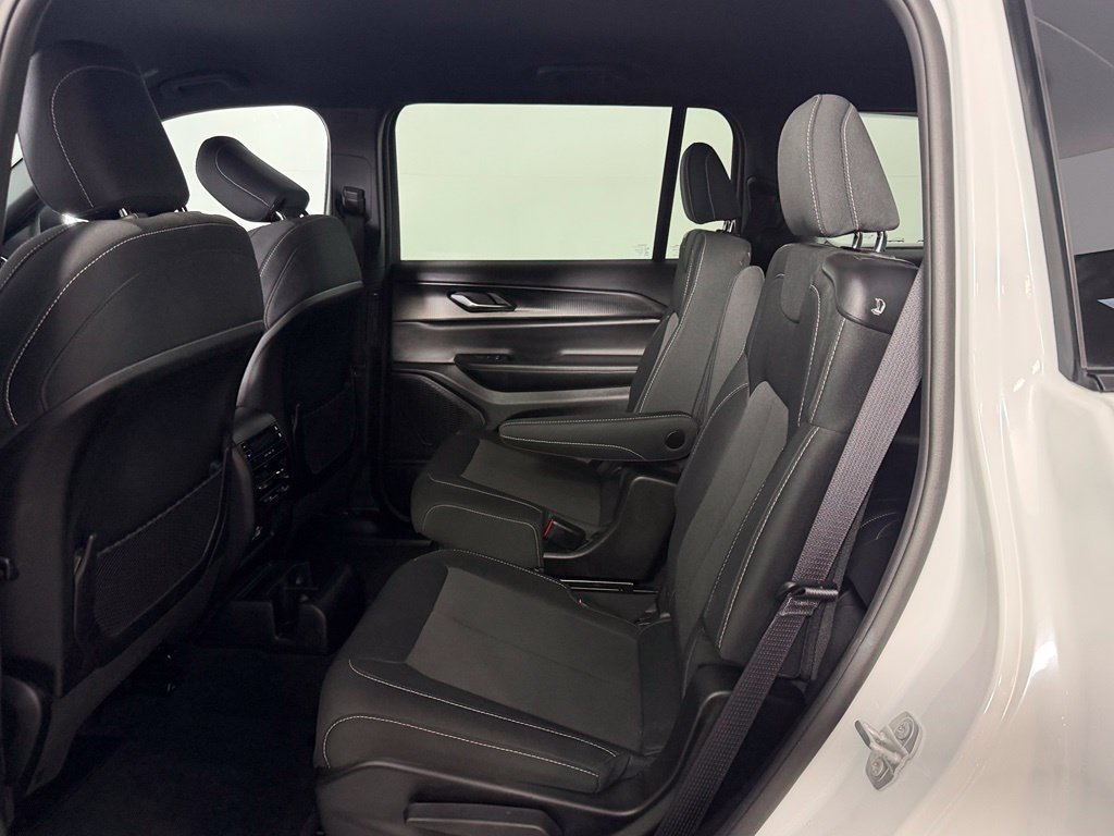 Used 2024 White Jeep Laredo image 16