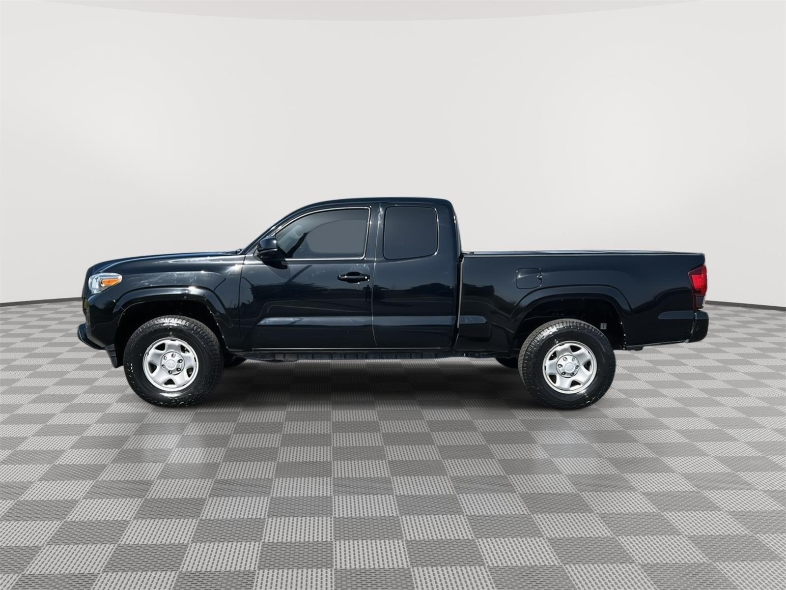 Used 2021 Toyota Tacoma SR with VIN 3TYRX5GN4MT009471 for sale in Kansas City