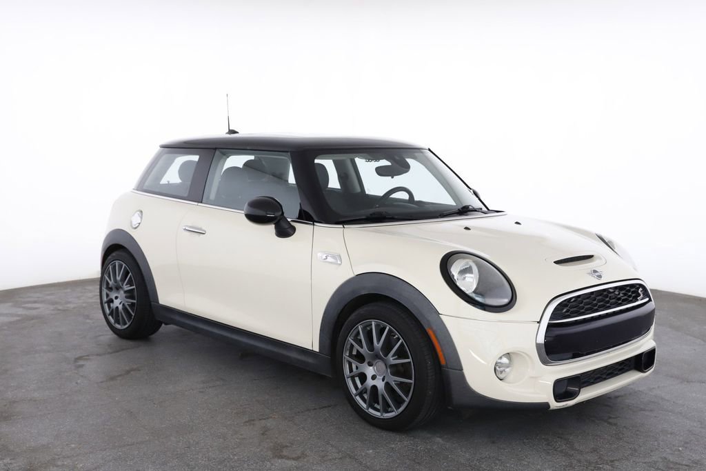 Used 2019 MINI Hardtop 2 Door S with VIN WMWXP7C54K2A50062 for sale in San Marcos, TX