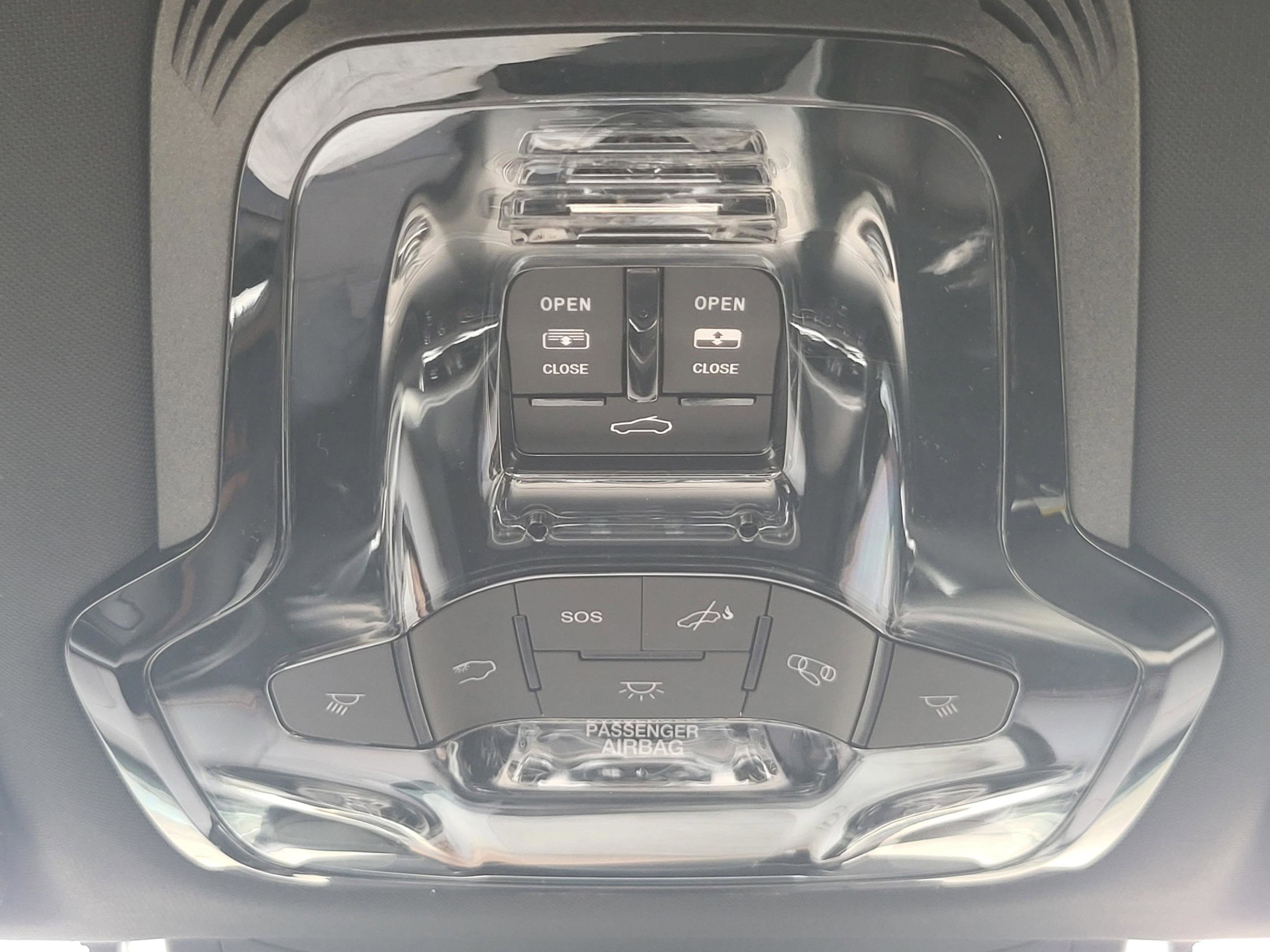 2025 Alfa Romeo Stelvio Intensa - Photo 18