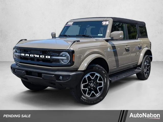 2025 Ford Bronco Outer Banks