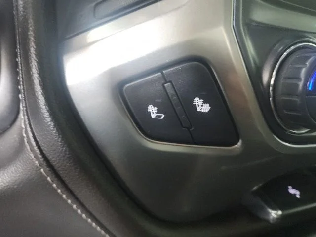 Used 2016 Deep Ocean Blue Metallic Chevrolet LTZ image 18
