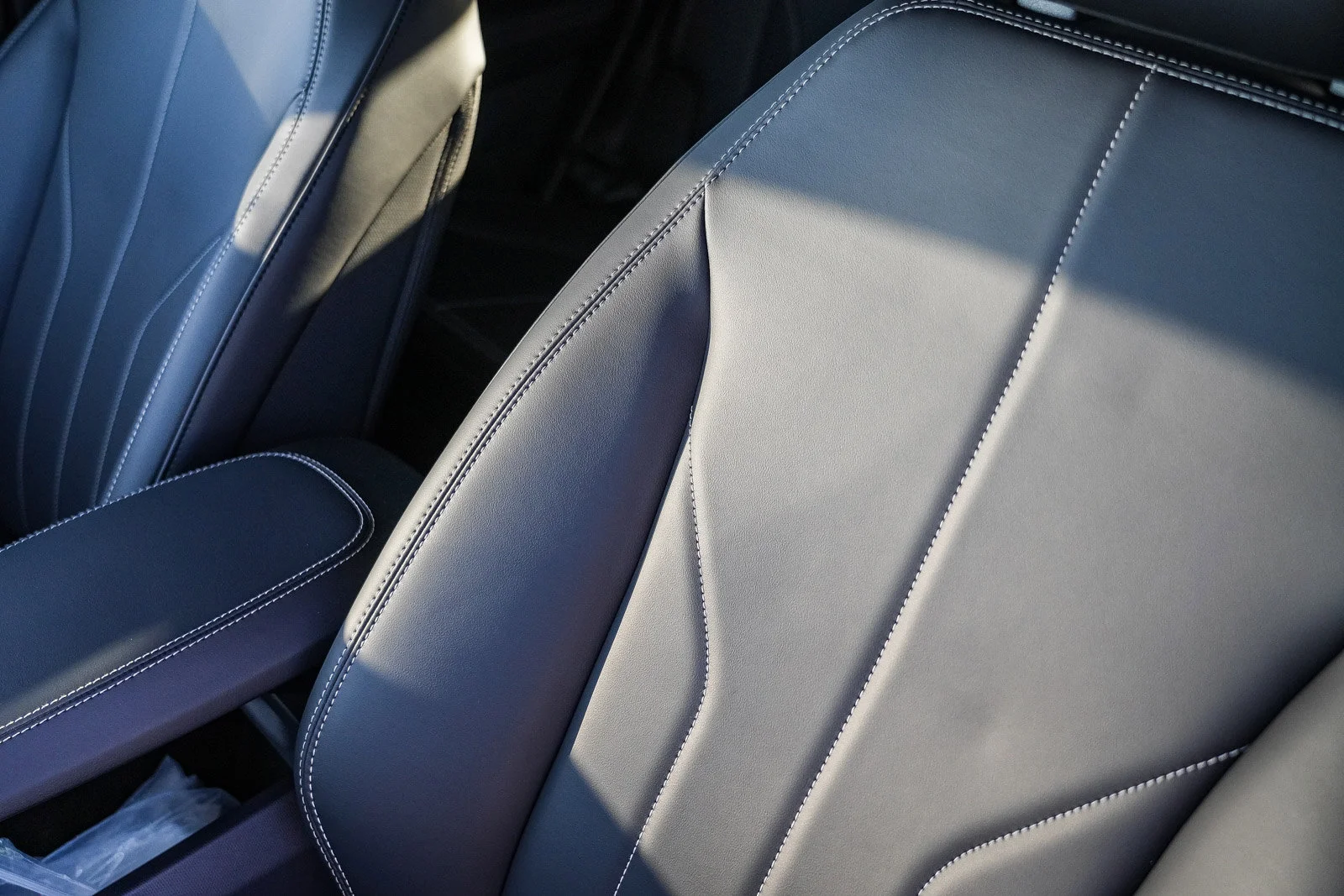 New 2026 Gray Metallic Ford Select image 25