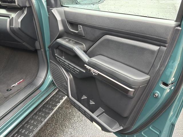 Certified Used 2025 EVEREST Toyota  image 14