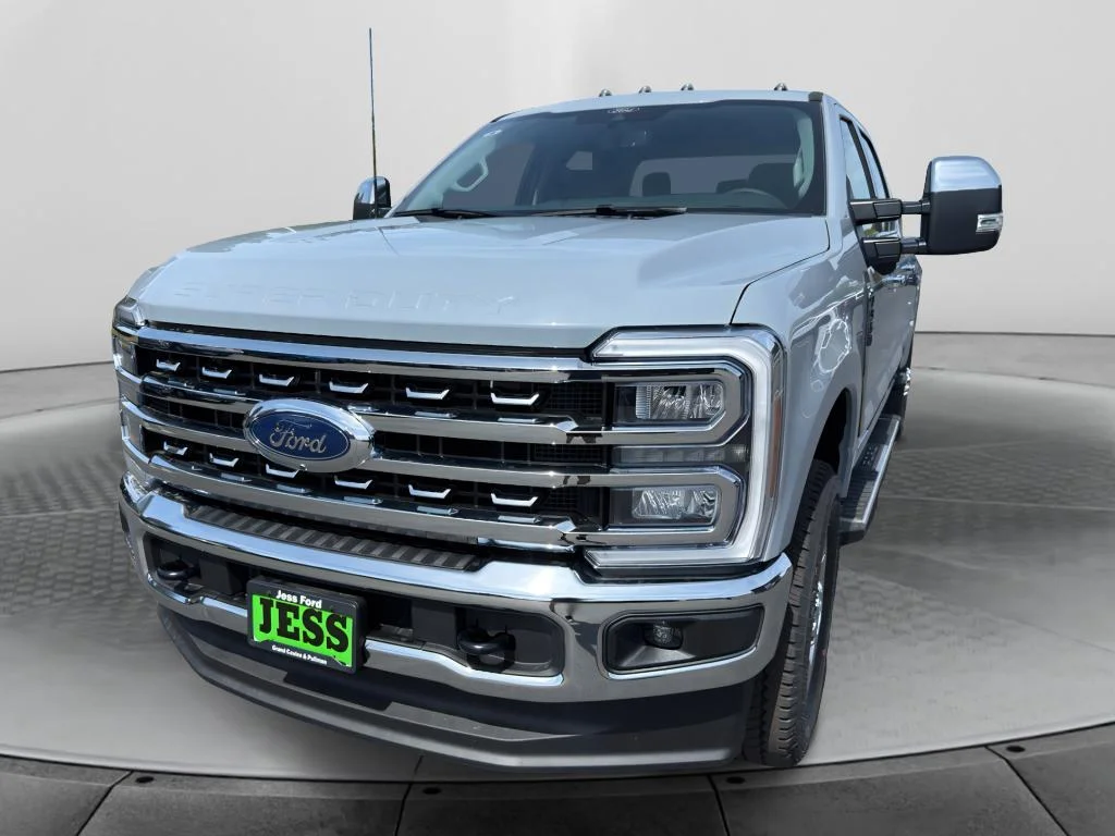 2026 Ford F-350 Lariat 4x4 Crew Cab 8' Box SRW's photo